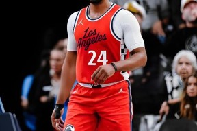 米兰体育官方网站-里程碑夜！奥兰多魔术扳平良机，NBA常规赛国际比赛日刷纪录，气氛紧张，轮换策略成焦点