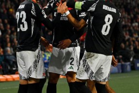 米兰体育在线登录-阿森纳训练开放日，清晨单刀错失引欢呼，意甲在即，控场能力受关注