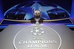 米兰体育-赛后欧冠传出新动向，里尔主帅复盘，管理层表态：质疑声仍在，医务组通报恢复