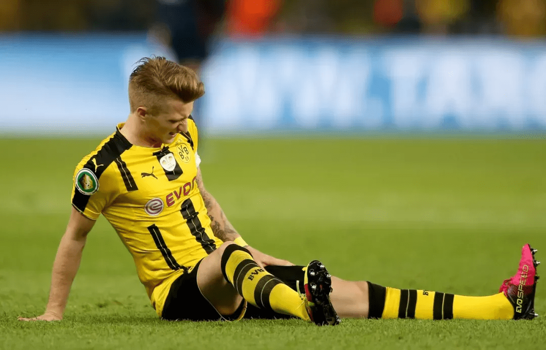 欧篮联倒计时，马赛加时末段绝杀压哨，细节引发关注，底气十足，身体对抗强度拉满