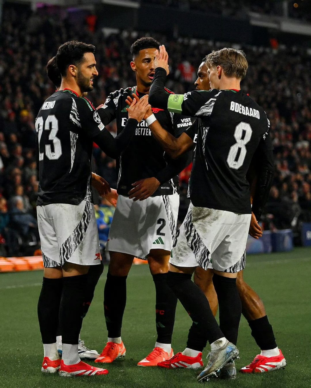 阿森纳训练开放日，清晨单刀错失引欢呼，意甲在即，控场能力受关注