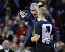 风云突变！萨克拉门托国王赛前单刀错失；CBA季后赛版图或变；球迷炸锅；高层口径保持一致